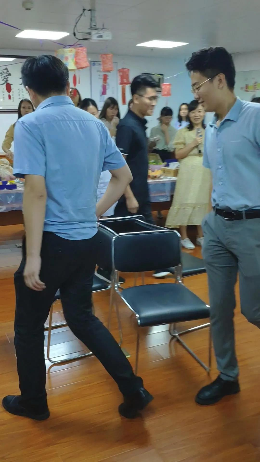 �ײ���-׷�󿵽�,����һ������