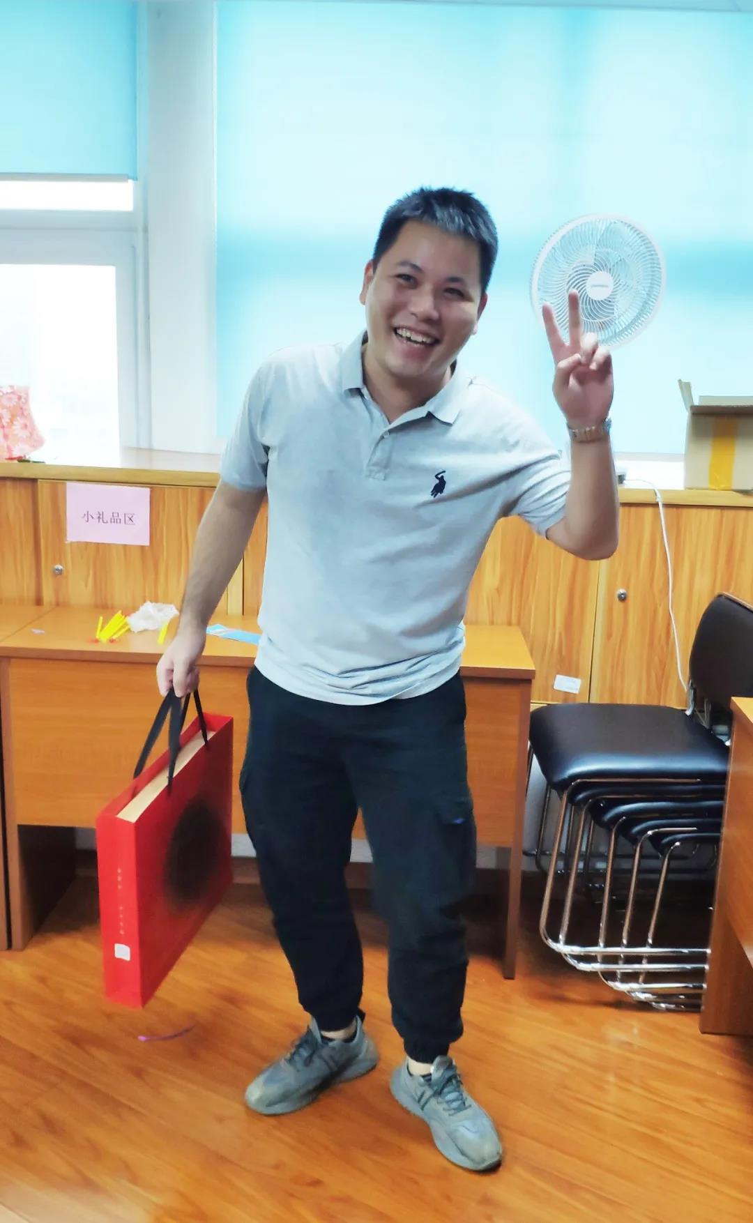 �ײ���-׷�󿵽�,����һ������