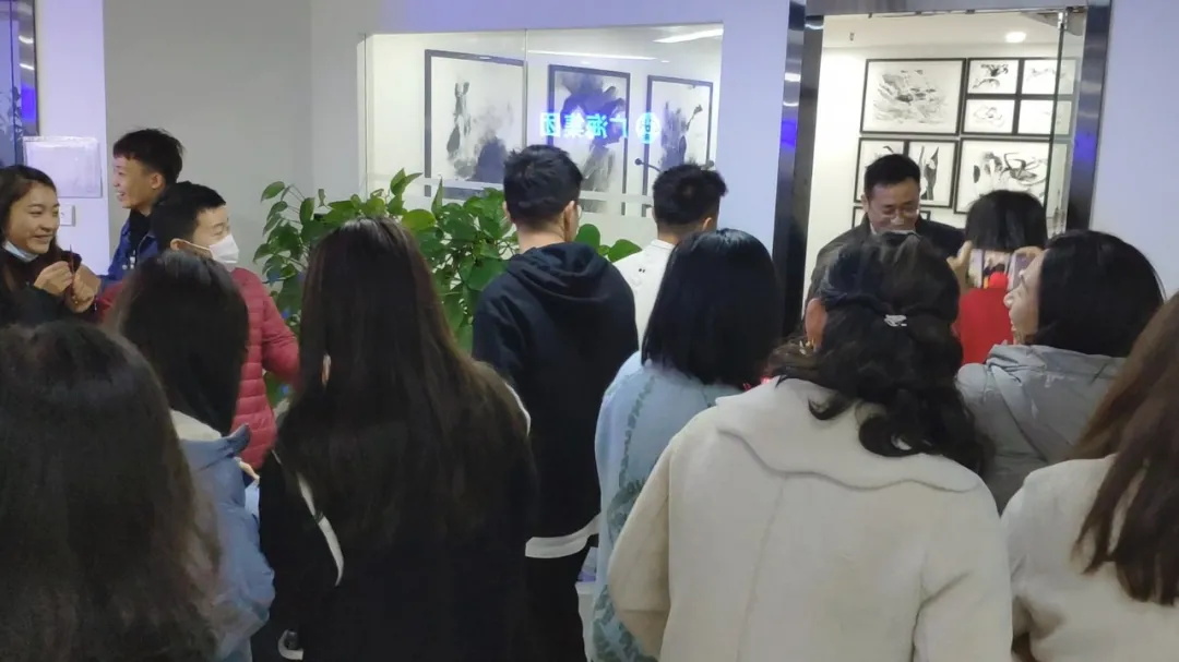 �ײ���-׷�󿵽�,����һ������